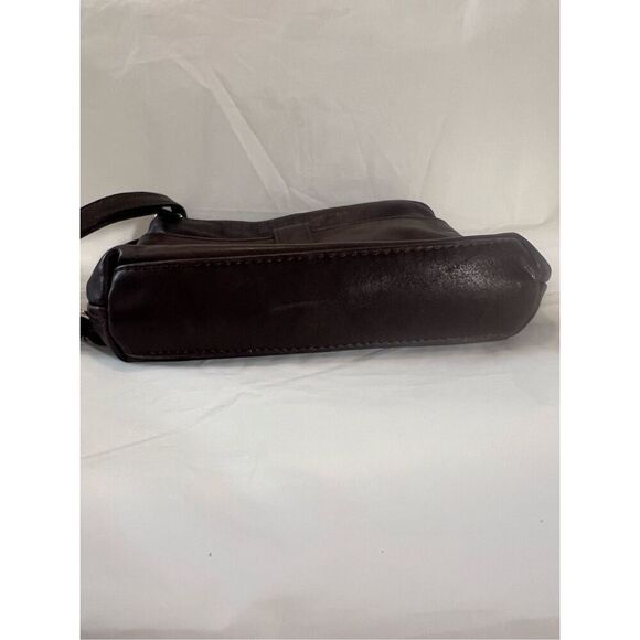 T. Nobile made in Italy brown leather crossbody bag with zipper closure and adju - Picture 3 of 7